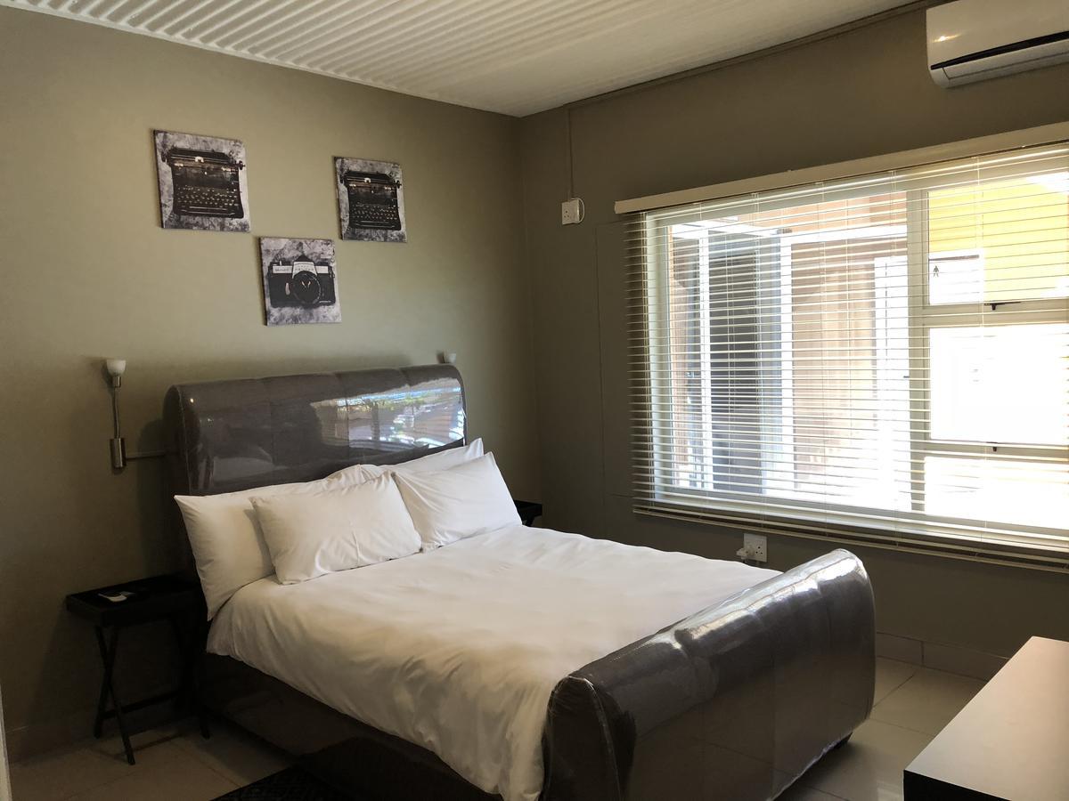 City Lodge Etosha Omuthiya Exteriör bild