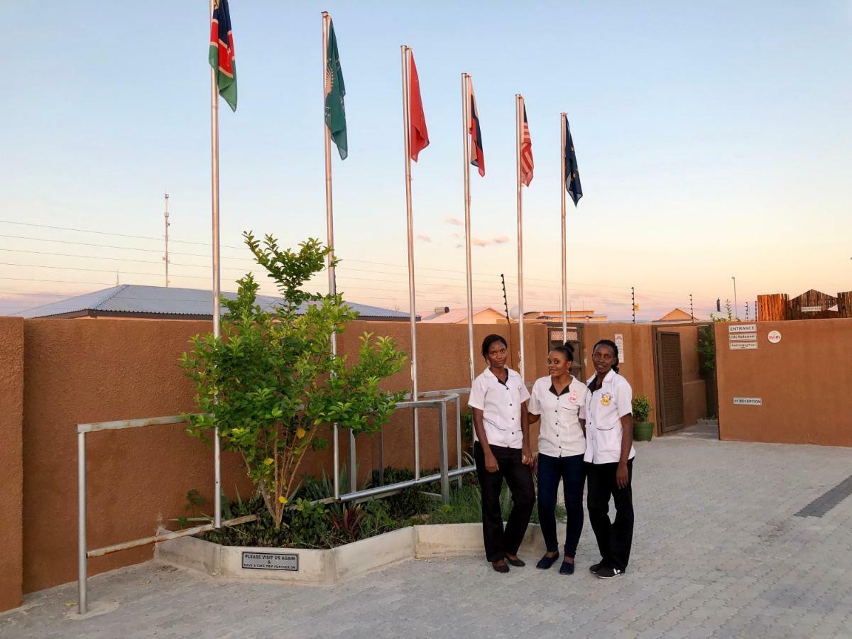City Lodge Etosha Omuthiya Exteriör bild