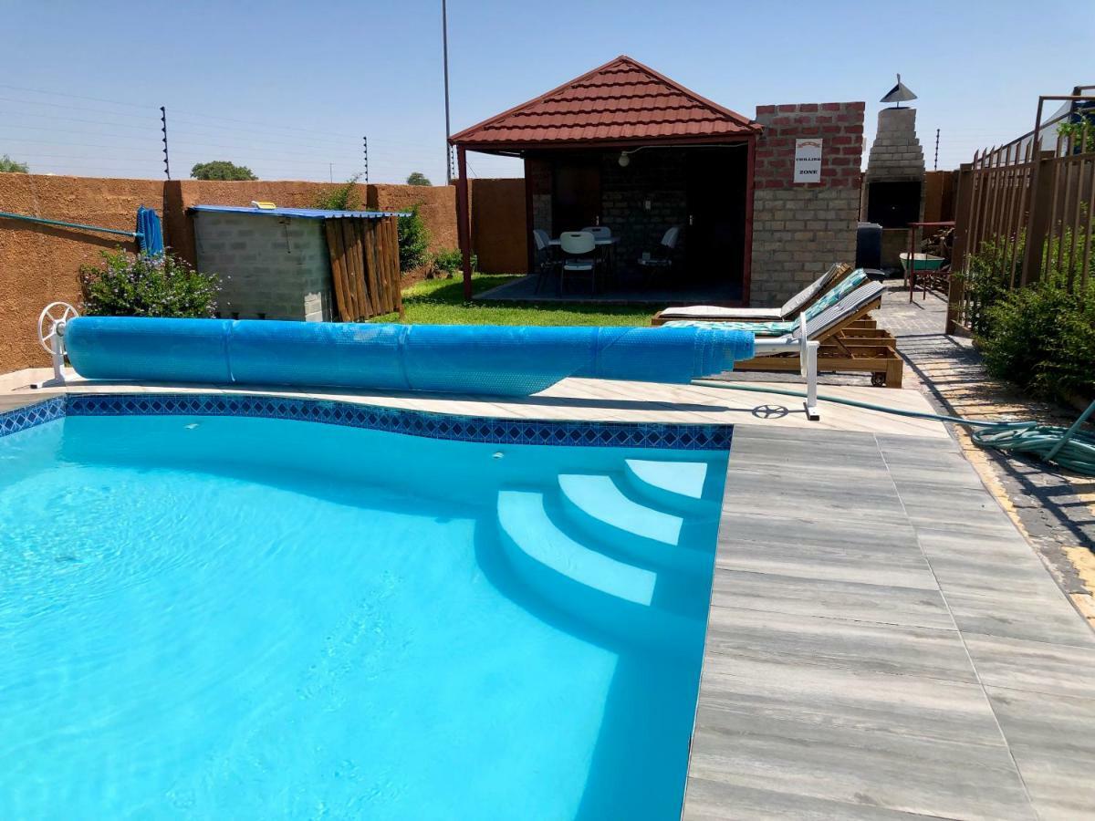 City Lodge Etosha Omuthiya Exteriör bild